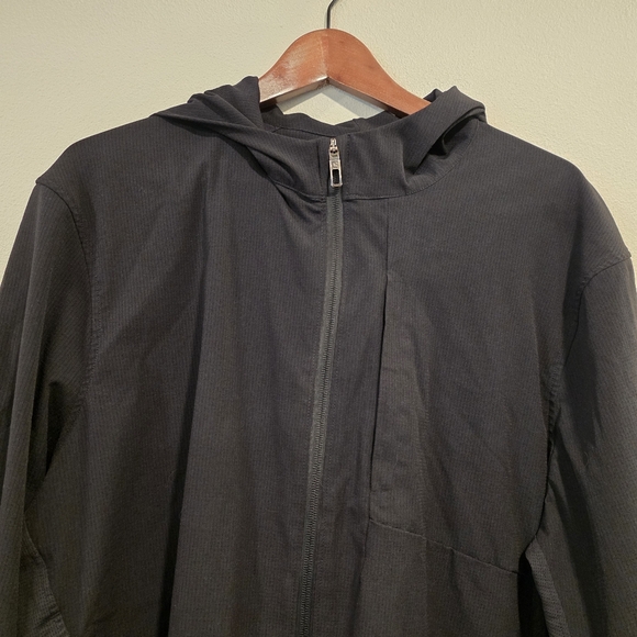 Lululemon Airing Easy Black Hoodie - Picture 4 of 8